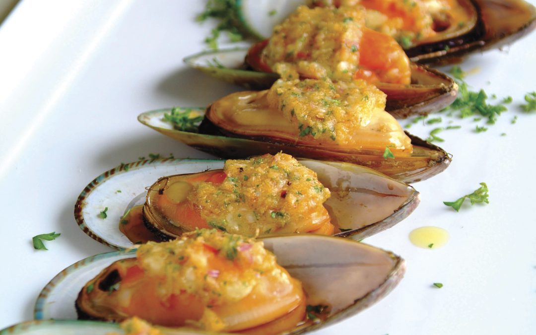 Garlic & Cheddar Grilled Mussels